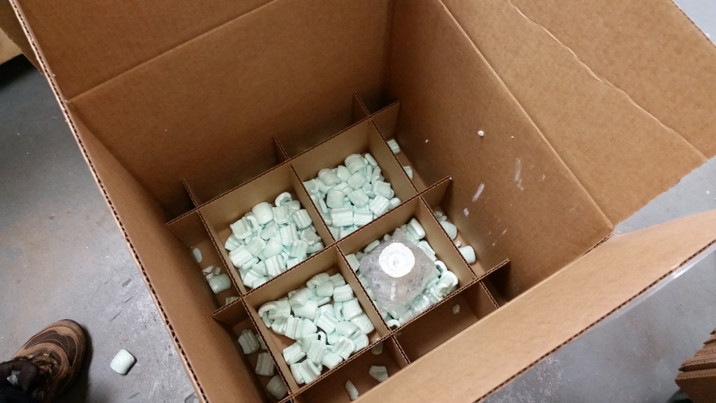 packing fragile china cups
