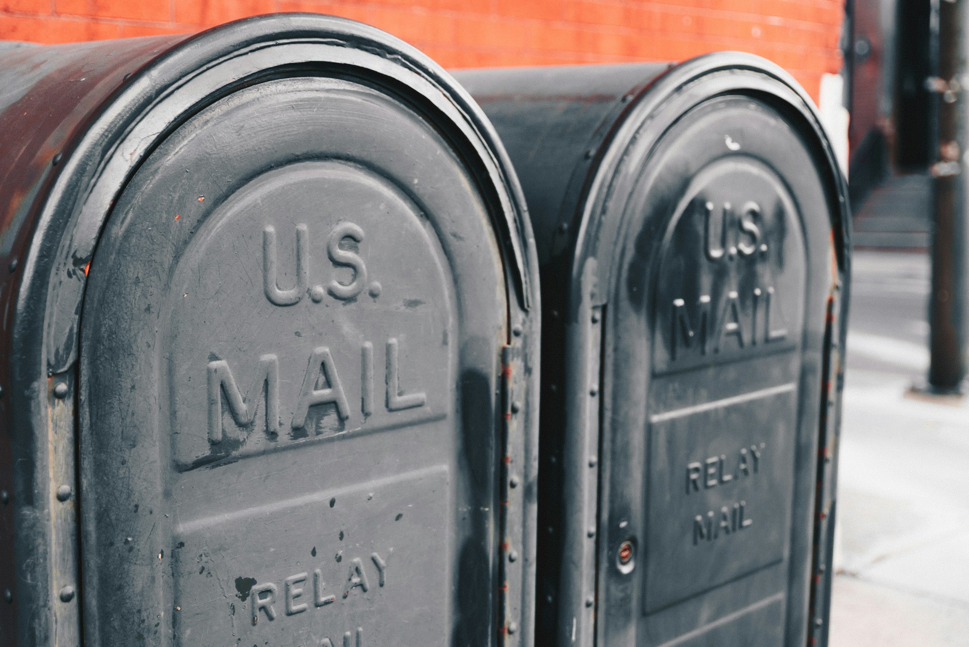 How Local Startups Can Overcome Common Mailing Challenges