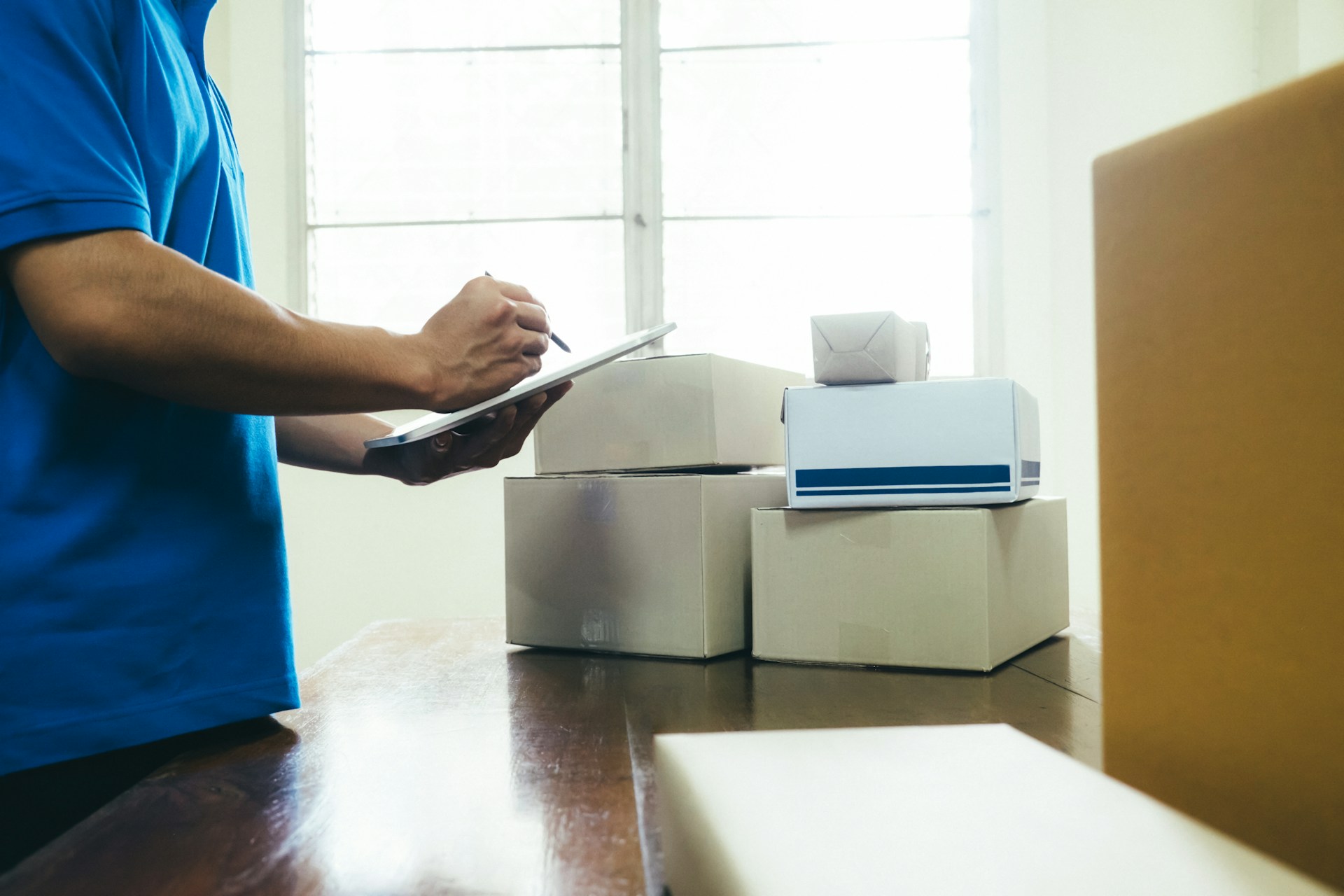 How to Find DHL in Colorado Springs Before Holiday Rush